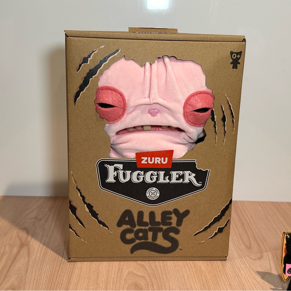 Fuggler Alley Cats 9" WRINKLE McSTINKLES Little Hairless Cat Pink Sphinx Sphynx